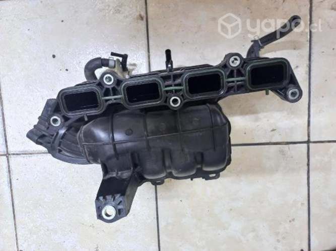 Múltiple de admisión nissan new versa 2022