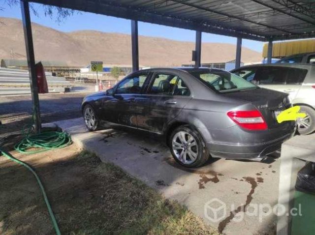 Mercedes benz c220 2010