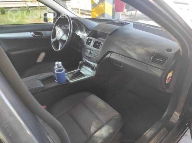 Mercedes benz c220 2010