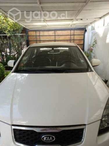 Kia Rio Automático 2011