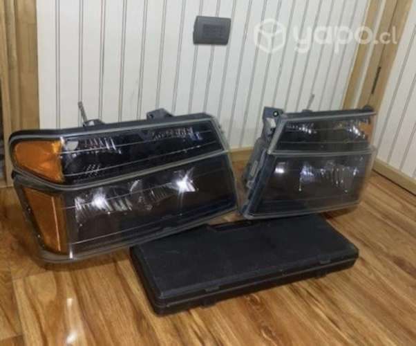 Focos lado derecho Chevrolet Colorado 2011