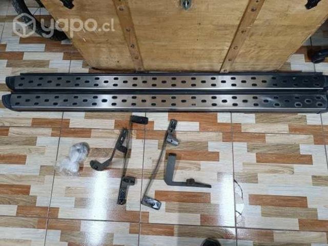 Pisaderas Renault Captur