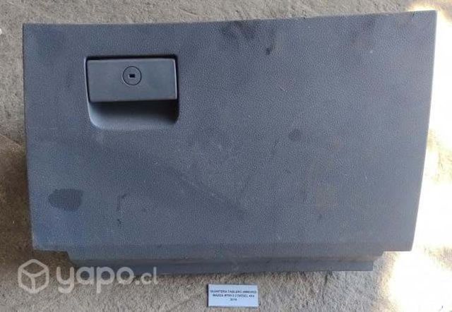 Guantera Tablero (MBD262) Mazda BT50 2.2 2019