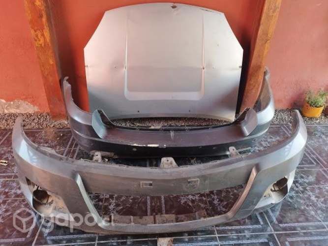 Parachoques, asientos y capot Haval H3