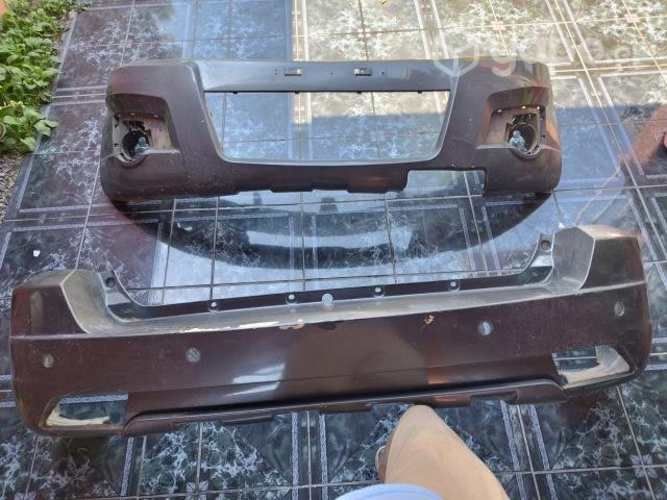 Parachoques, asientos y capot Haval H3