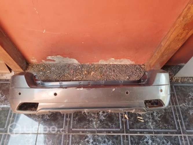 Parachoques, asientos y capot Haval H3