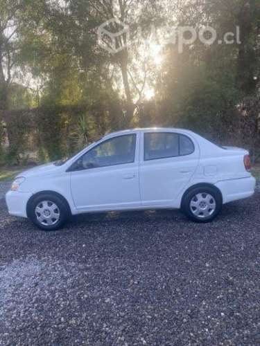 Vendo Toyota Yaris 2005