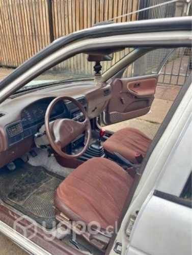 Se vende Nissan 1992