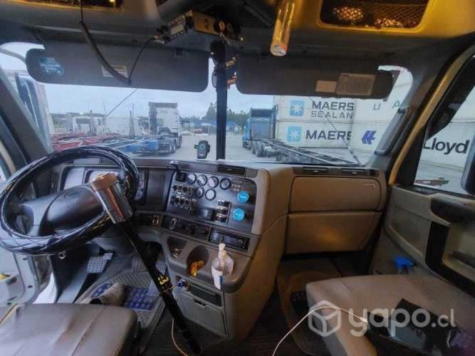 Tracto camion freightlinder 2014