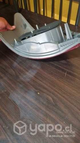 Foco lado derecho trasero toyota yaris 2007