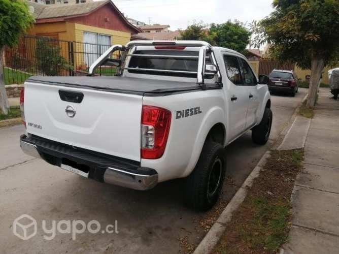 Nissan np300 2017