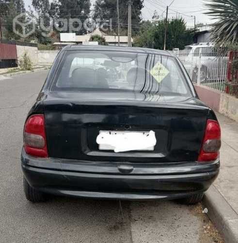 Corsa extra PWR 1.6 mecánico, papeles al día