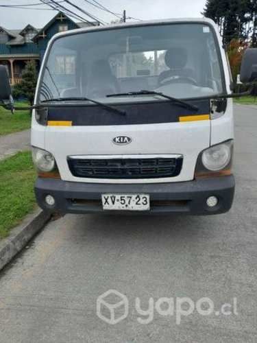 Se vende kia motor 2 7