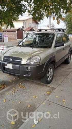 Hyundai Tucson 2008 conversable