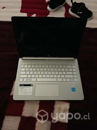 Notebook HP con huella de desbloqueo