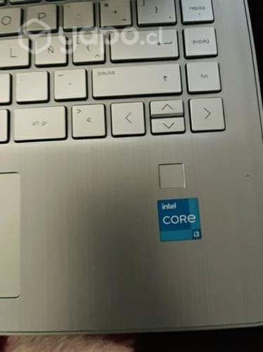 Notebook HP con huella de desbloqueo