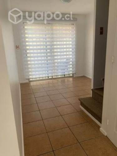 Arriendo casa en Machali