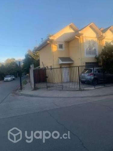 Arriendo casa en Machali