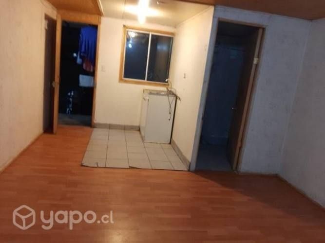 Arriendo pieza Cerro Navia