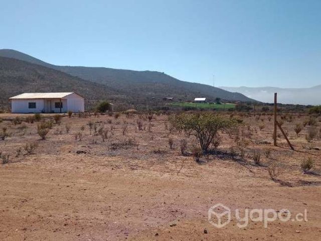 Terreno en camino a las barrancas con facilidades