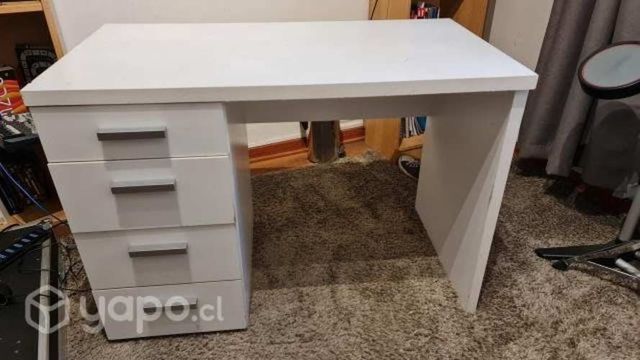 Escritorio melamina 18mm blanco, 4 cajones, usado