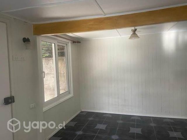 Arriendo casa interior