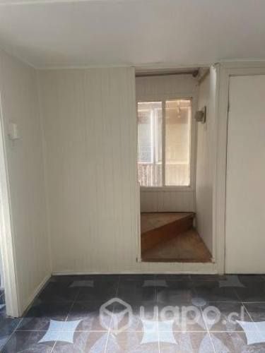 Arriendo casa interior