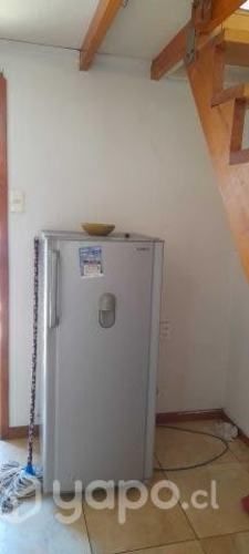 Se arrienda hermoso departamento interior amoblado