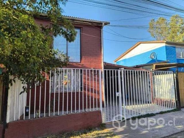 Casa de 2 Plantas en Peñaflor Pasaje Cerrado