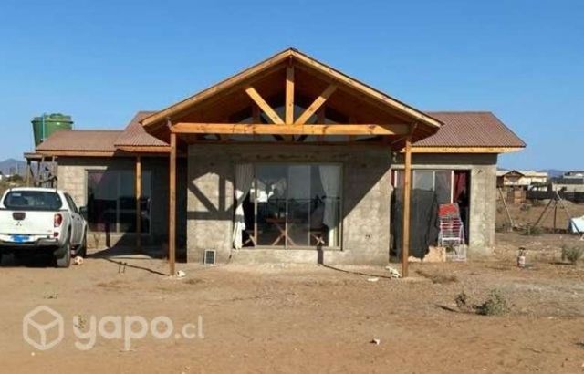 Vendo Terreno con casa solida en Tongoy