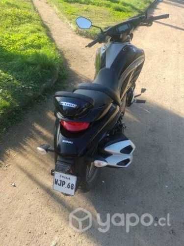 Suzuki intruder 2022
