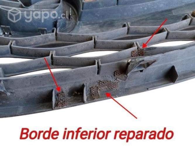 Máscara Mazda BT Con Detalle