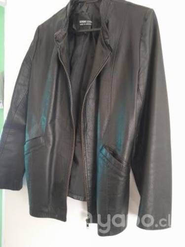 Chaqueta cuero negro
