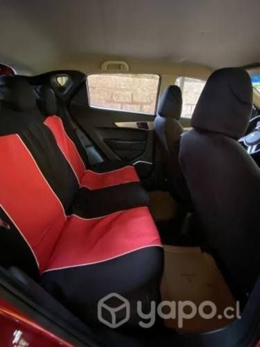 Se vende auto Jac S2 2018