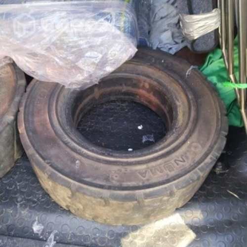 Neumáticos para sacar bujes