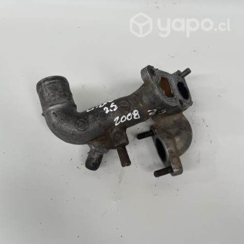Toma de agua Mitsubishi L200 2.5 mt 2008