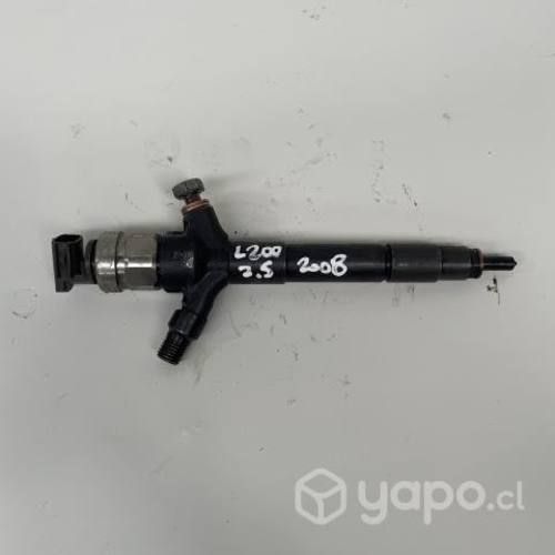 Inyector Mitsubishi L200 2.5 mt 2008