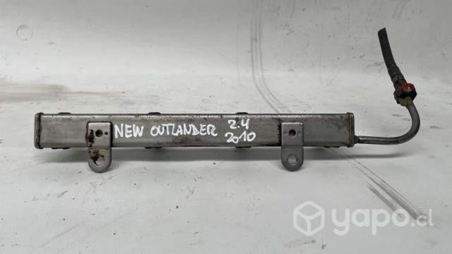 Riel de inyecci Mitsubishi New Outlander 2.4 2010