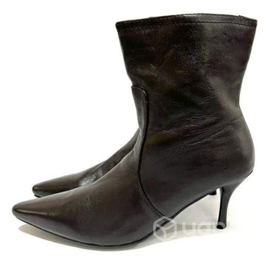 Botín Puntudo 100% Cuero Marca Signus N*39 Café