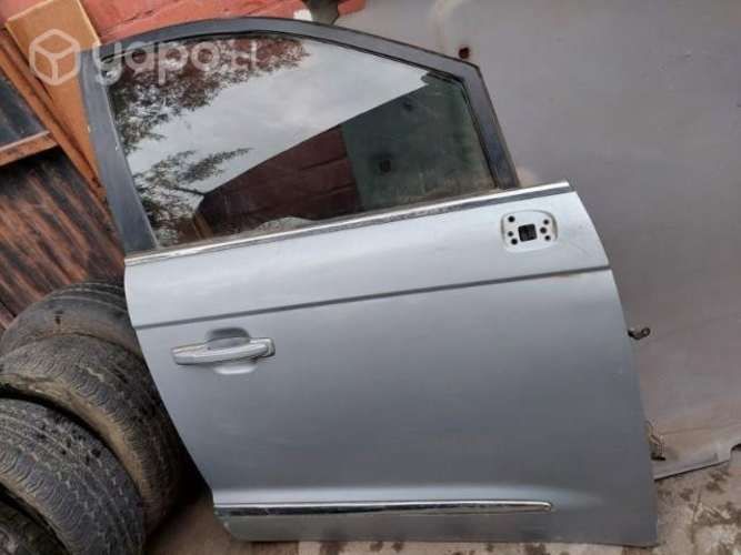 Puerta der y portalón ssangyong stavic