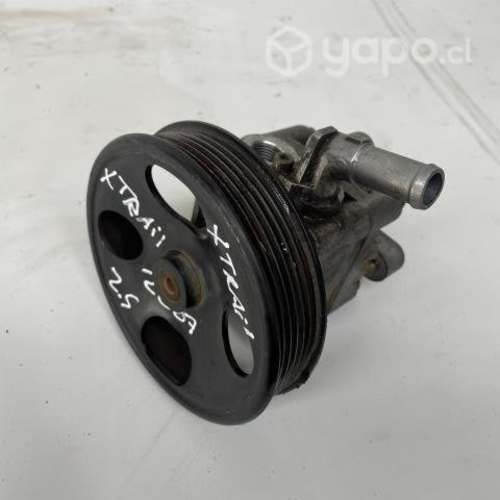 Bomba hidraulica Nissan Xtral 2.5 2007