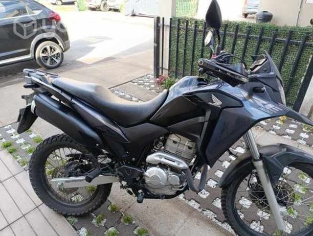 Moto Honda XRE300
