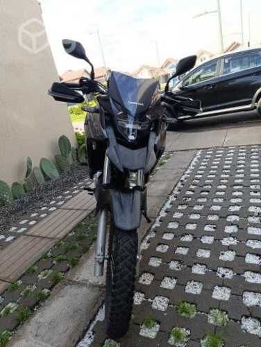 Moto Honda XRE300