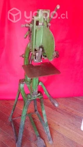 Corchetera industrial 300 HOJAS