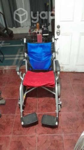 Silla de ruedas usada