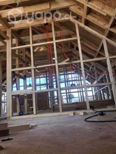 Realizo trabajos de electricidadd