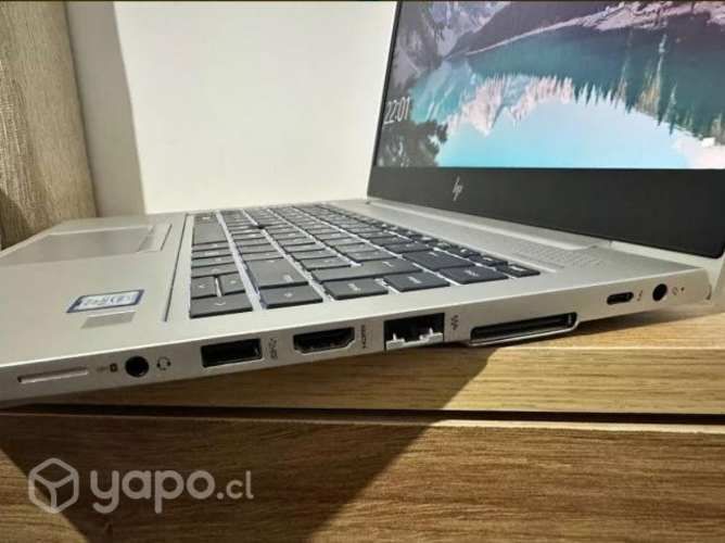 Notebook HP con disco duro sólido, oportunidad