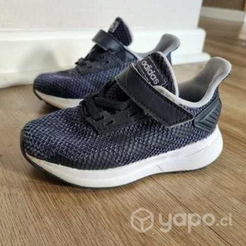 Zapatillas Adidas de niño