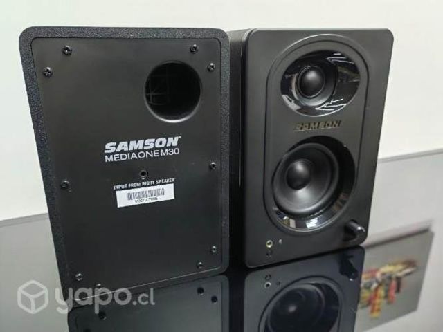 Monitores Samson MediaOne M30