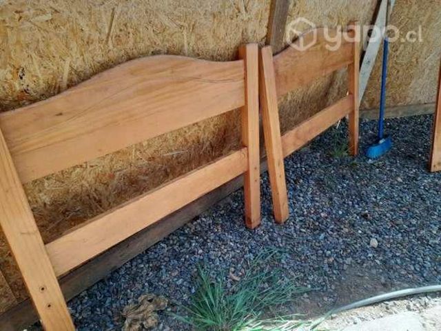 Cama rústica de una plaza buen estado